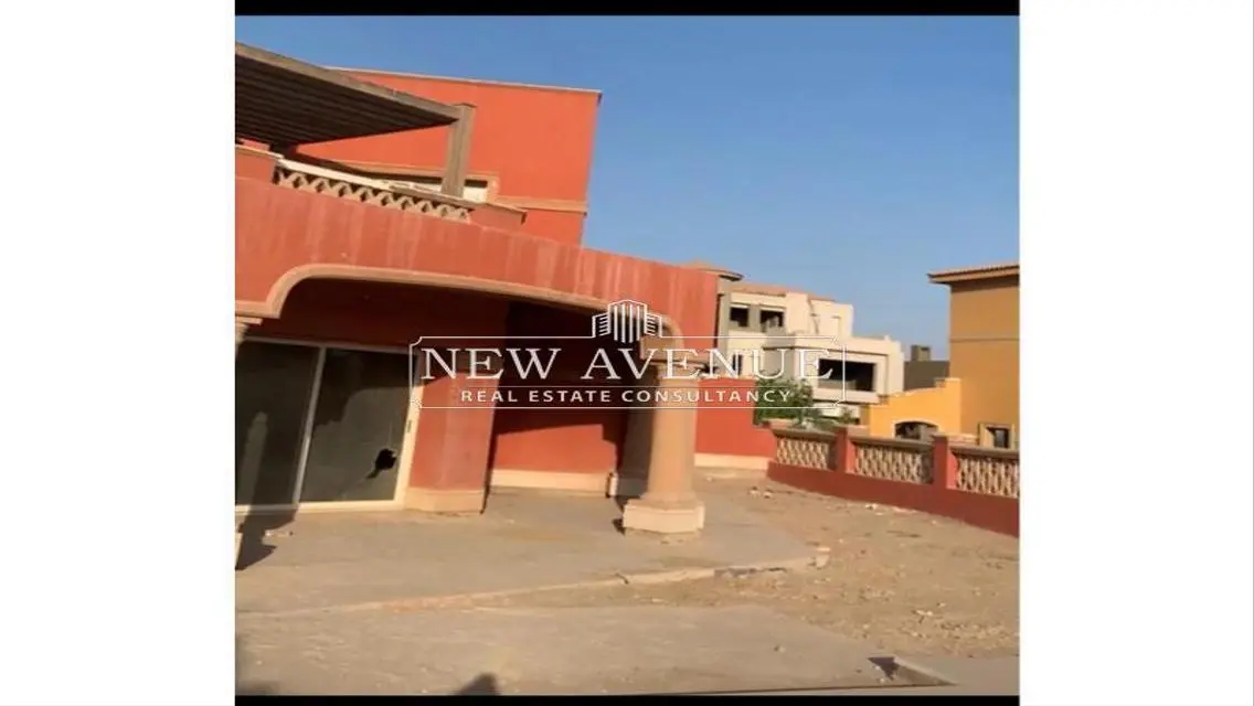 Luxury Villa for Sale with Private Garden and Full Amenities