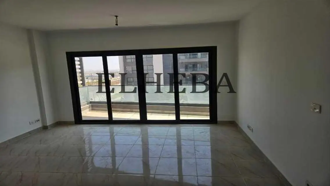Prime Commercial Space in B15