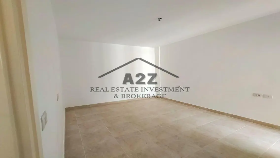 Luxury Apartment for Rent with Balcony and Security
