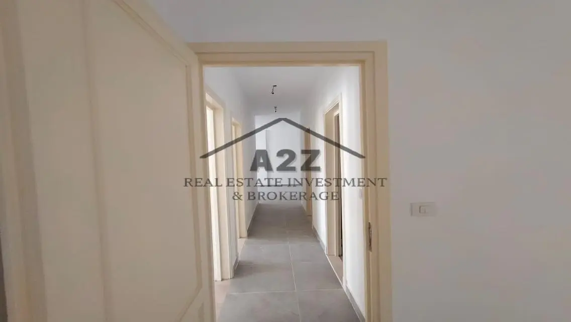 Luxury Apartment for Rent with Balcony and Security
