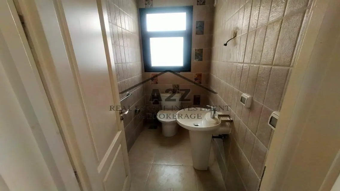 Luxury Apartment for Rent with Balcony and Security