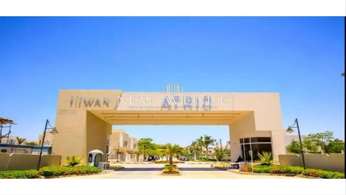 Luxury Property with Private Garden and Maid's Room