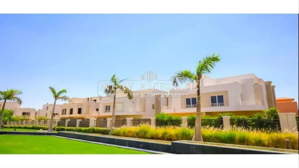 Luxury Property with Private Garden and Maid's Room