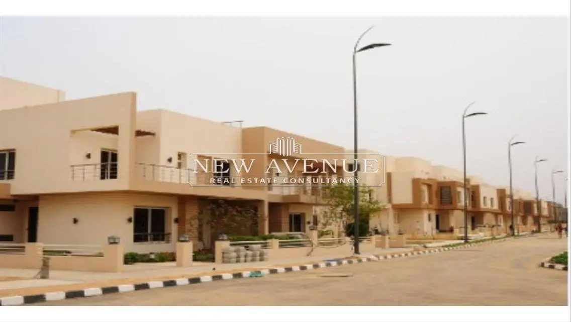 Luxury Property with Private Garden and Maid's Room