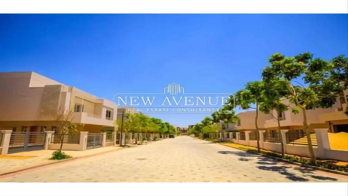 Luxury Property with Private Garden and Maid's Room