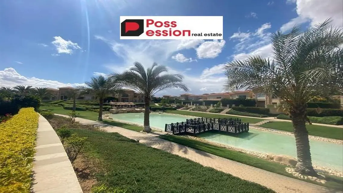 عقار فاخر بتصميم مميز ببحيرات
