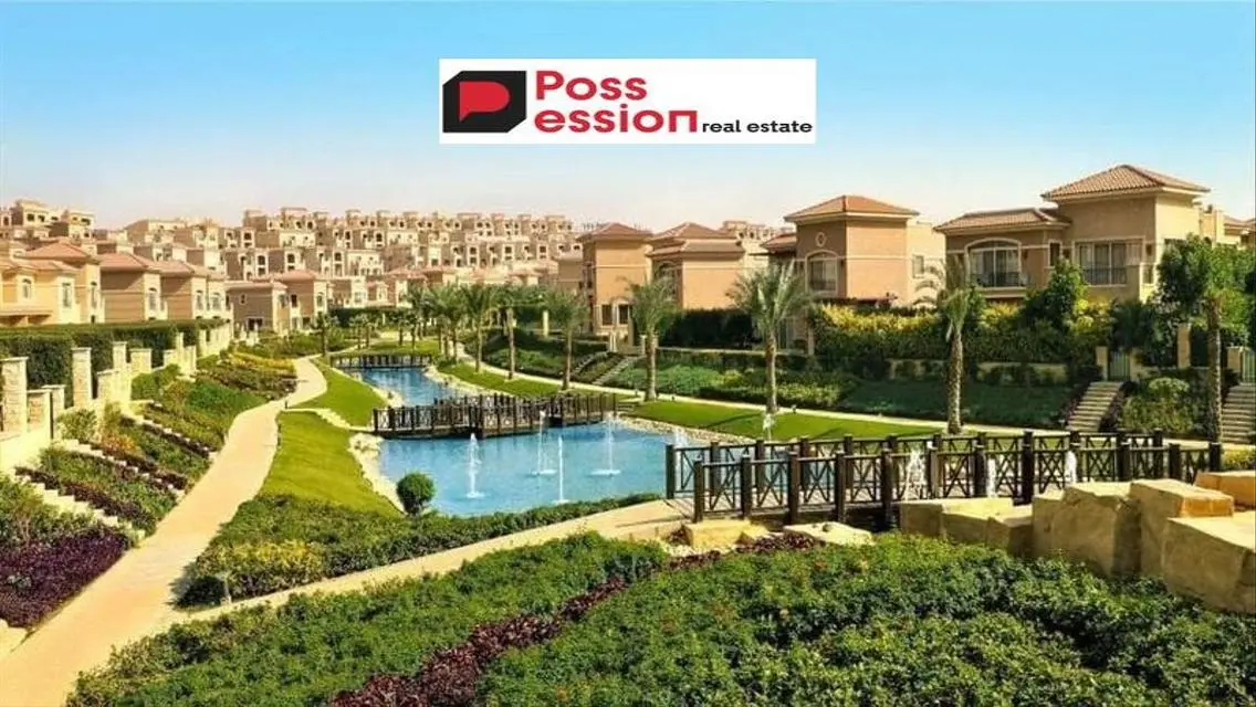 عقار فاخر بتصميم مميز ببحيرات