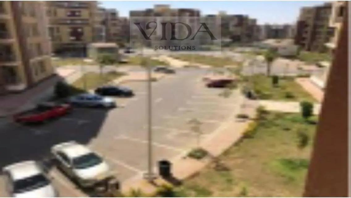 شقة فاخرة للبيع في موقع متميز