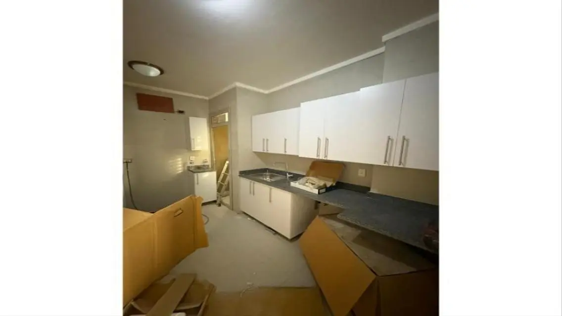 Spacious Lakeview Apartment for Rent