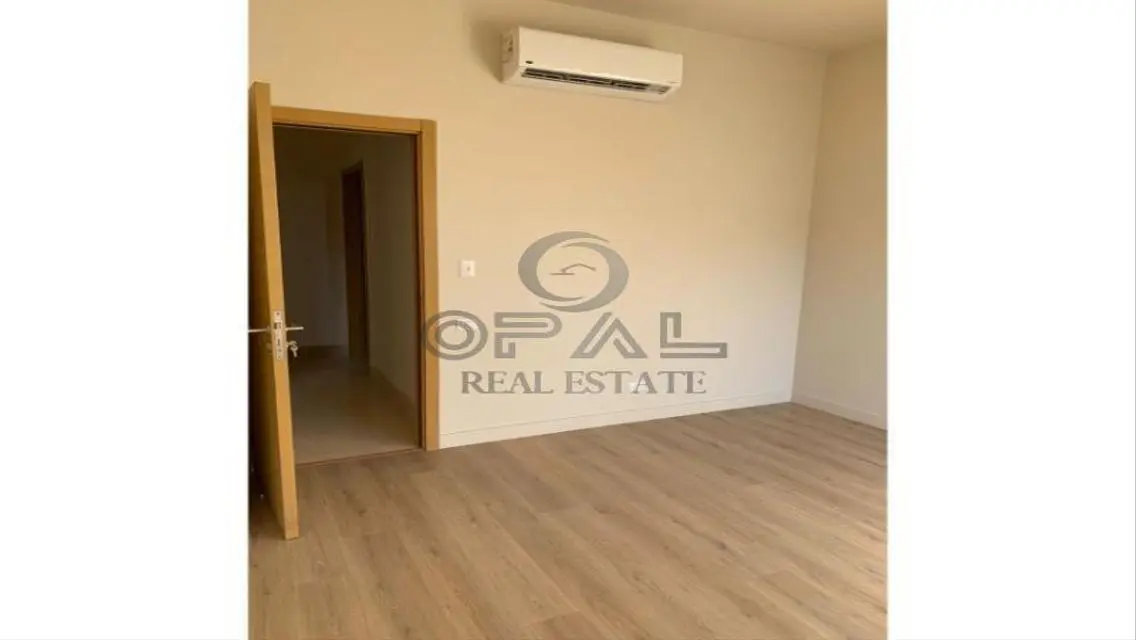 Apartment for Rent in Allegria Residence - Beverly Hills