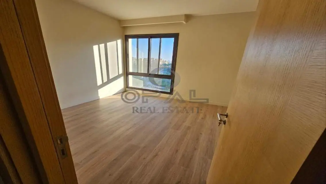 Apartment for Rent in Allegria Residence - Beverly Hills