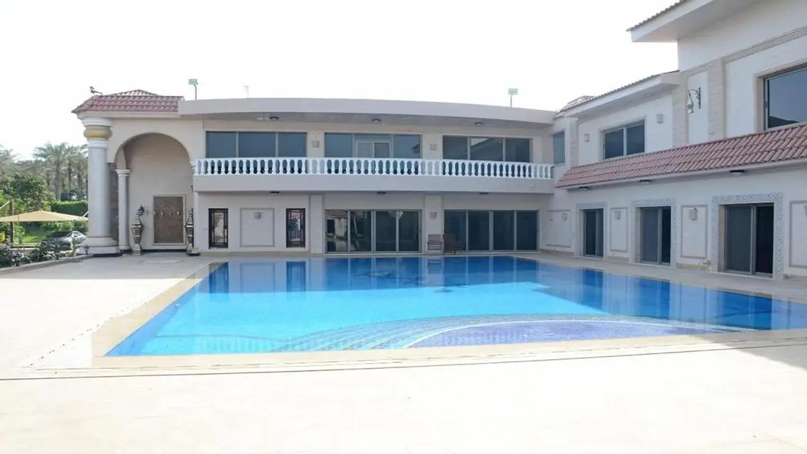 Contemporary Luxury in the Heart of the City