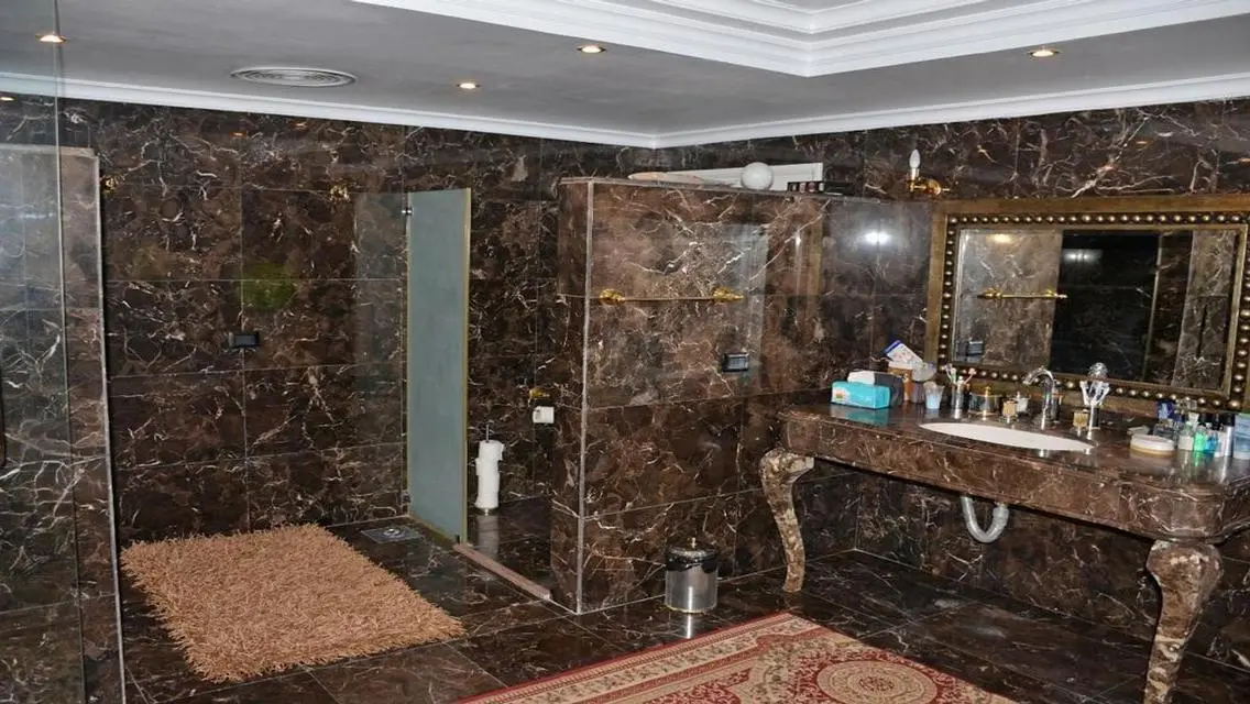 Contemporary Luxury in the Heart of the City