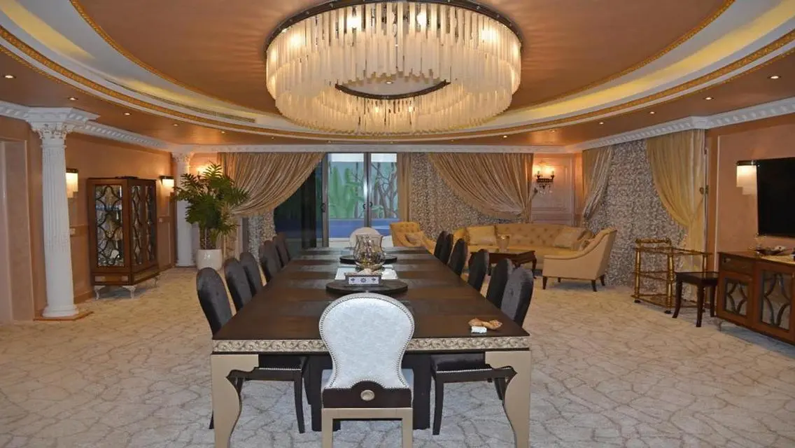 Contemporary Luxury in the Heart of the City