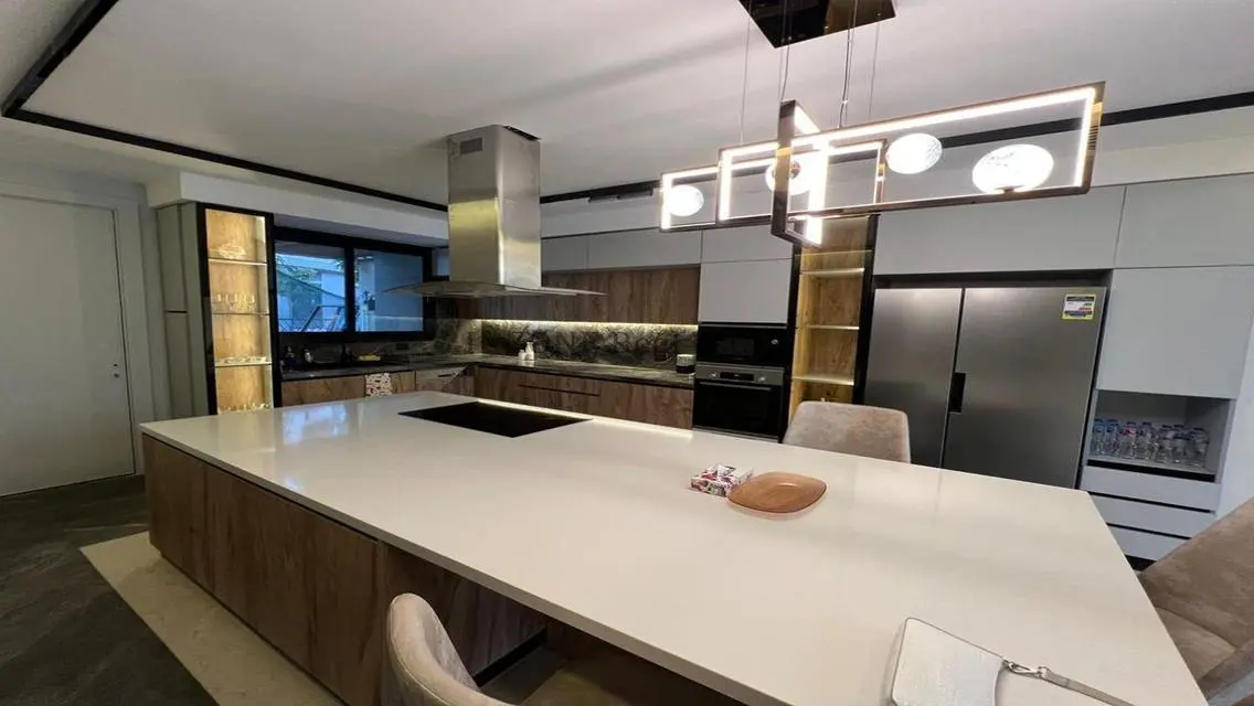Luxury Apartment at Sky Condos