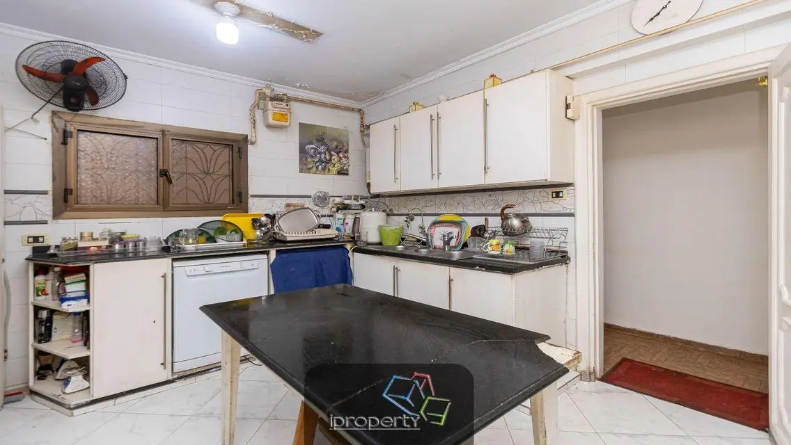 شقة فاخرة للبيع في الإسكندرية