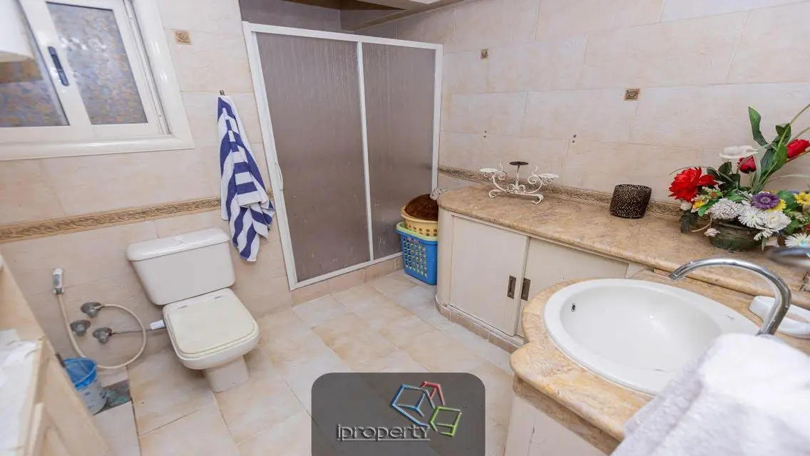 شقة فاخرة للبيع في الإسكندرية