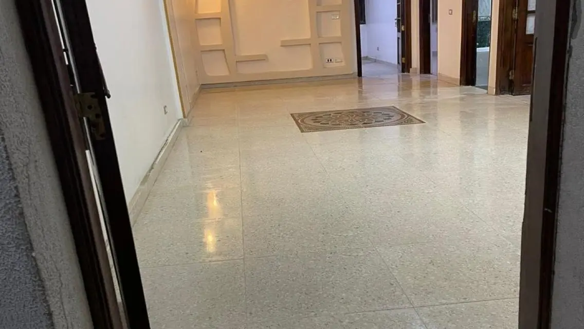 شقة فاخرة بمساحة 800 متر للبيع - 3 غرف نوم