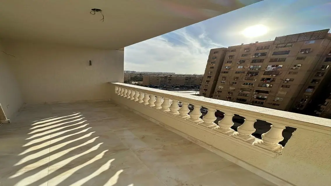شقة فاخرة للبيع في قلب المدينة