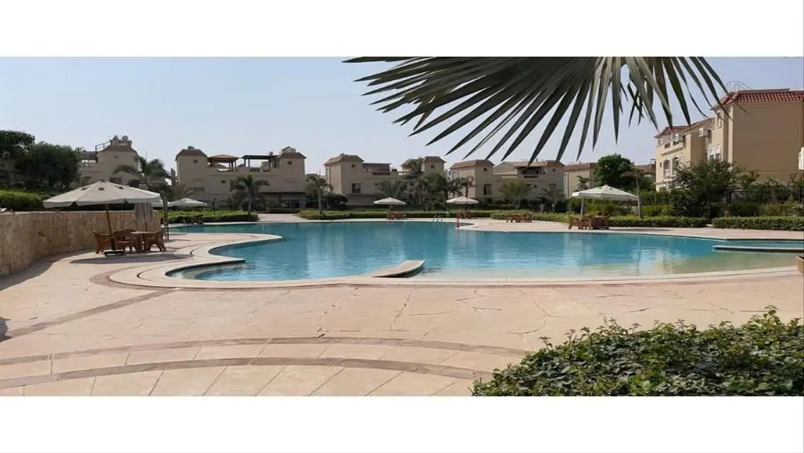 فيلا فاخرة للبيع في القاهرة الجديدة