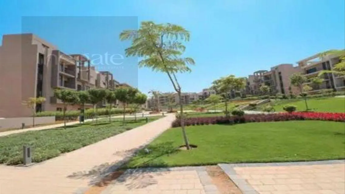 Luxury Villa with Ample Space and Private Garden
