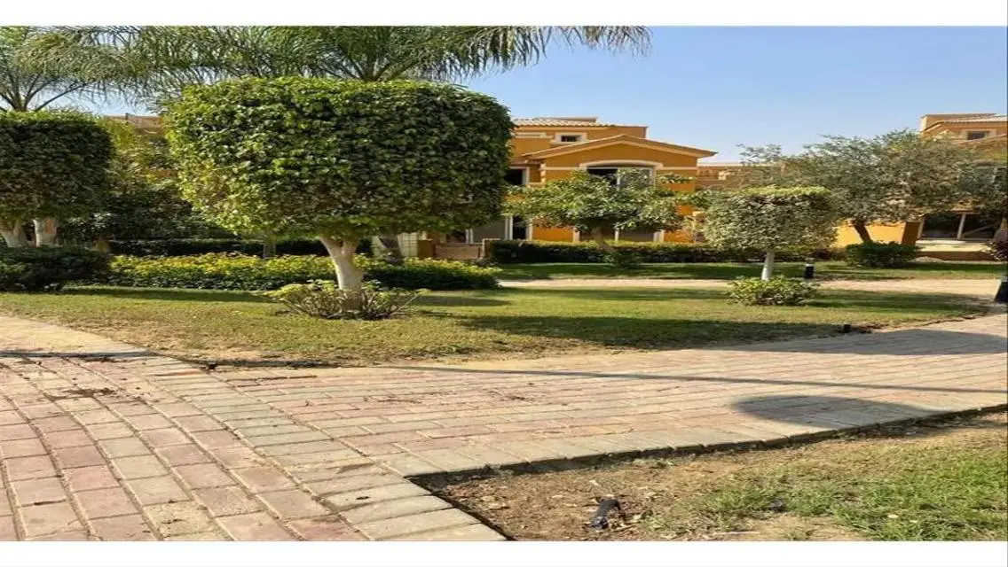 Luxury Villa for Sale in Hassan Allam - Swan Lake