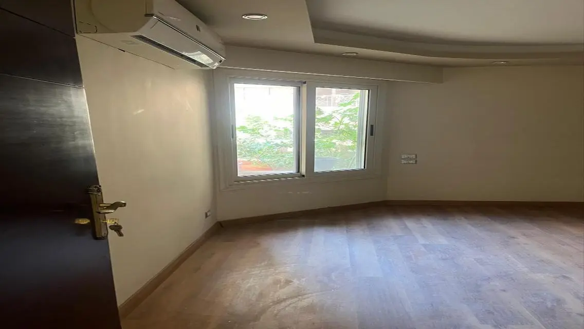 For Rent: Ground Apartment in Tijan El-Maadi - 210 m with Garden