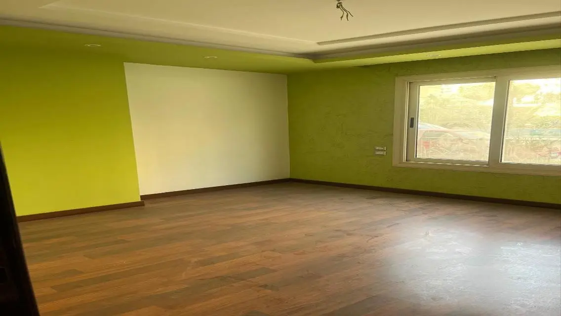 For Rent: Ground Apartment in Tijan El-Maadi - 210 m with Garden