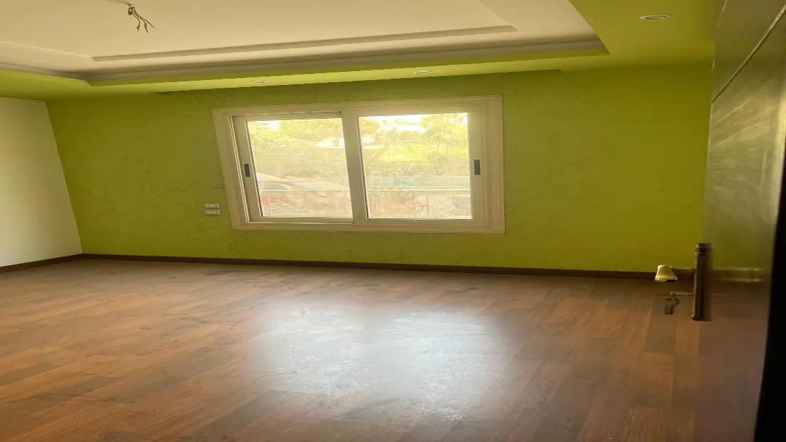 For Rent: Ground Apartment in Tijan El-Maadi - 210 m with Garden