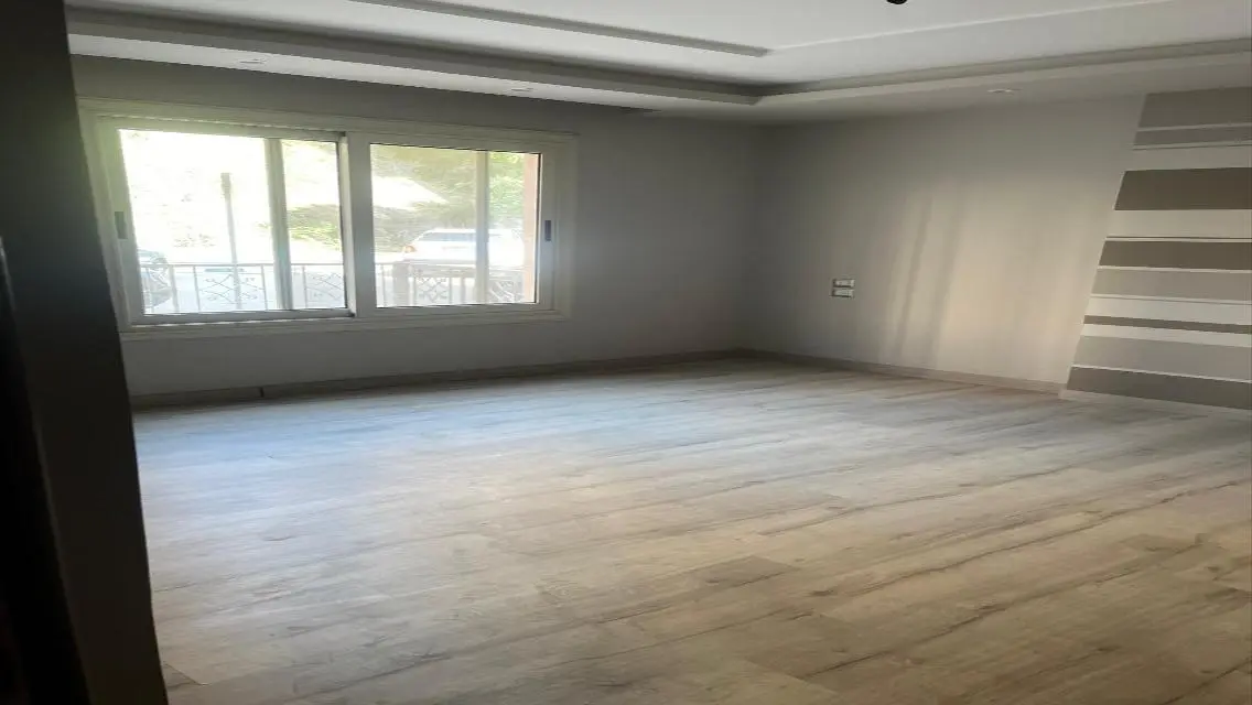 For Rent: Ground Apartment in Tijan El-Maadi - 210 m with Garden