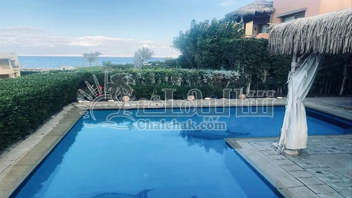 Mountain View - Luxurious Stand-Alone Home with Private Pool