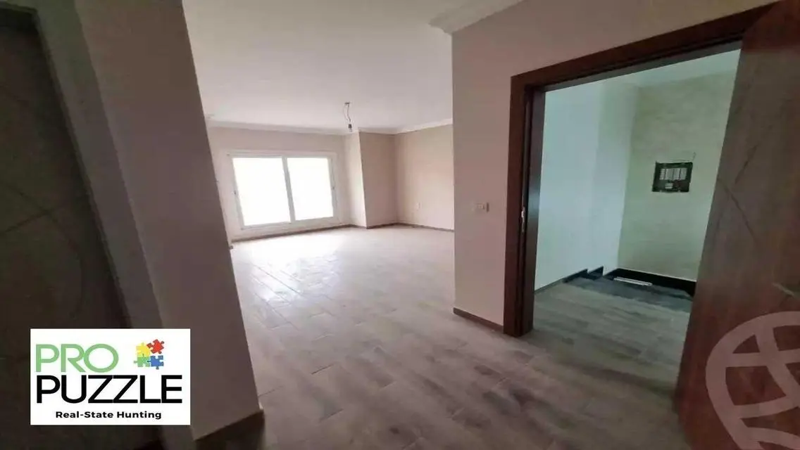 فيلا رائعة في هايد بارك مع إطلالة جبلية