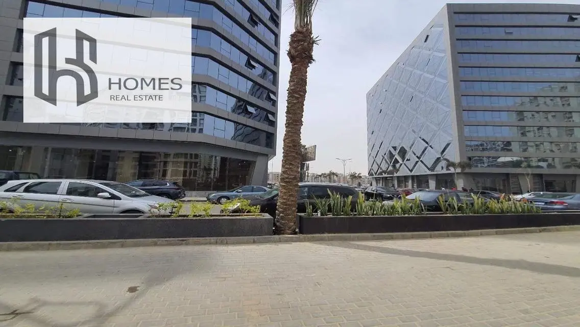 Stunning Apartment for Sale, 20,000 sq ft at 3,100,000