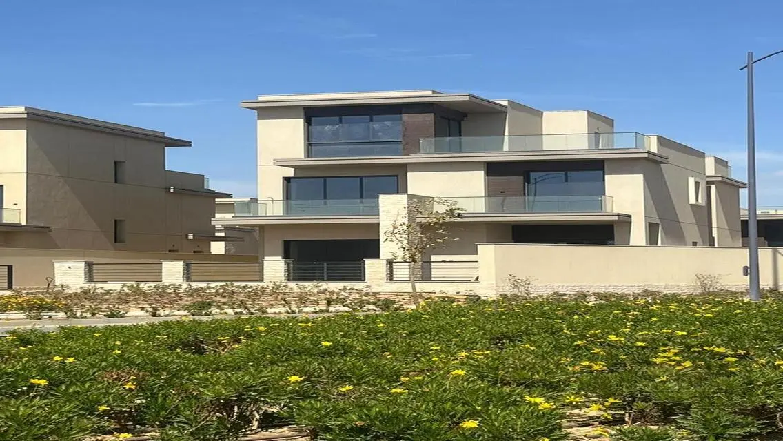 Luxury Villa for Sale with Ideal Space at 5,100,000 EGP