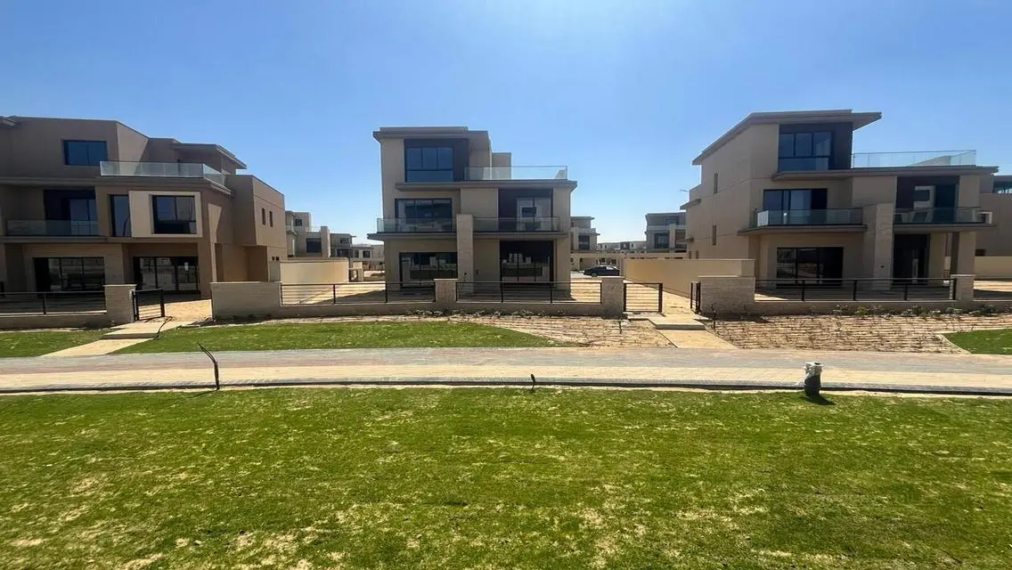 Luxury Villa for Sale with Ideal Space at 5,100,000 EGP