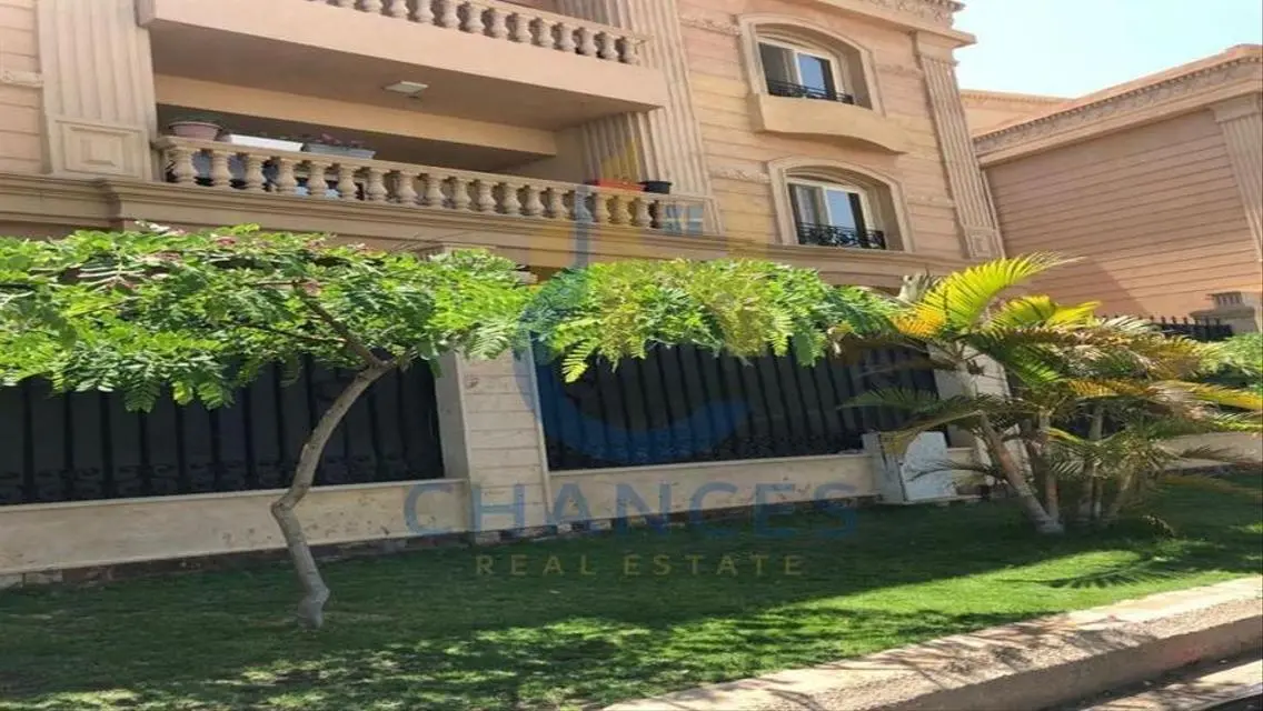 شقة فاخرة للبيع بمساحة 340 متر