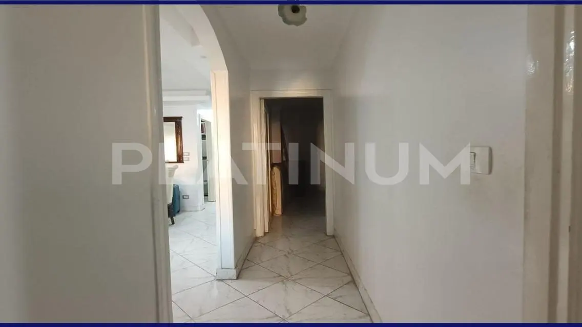 وحدة سكنية جديدة للإيجار بسعر مناسب