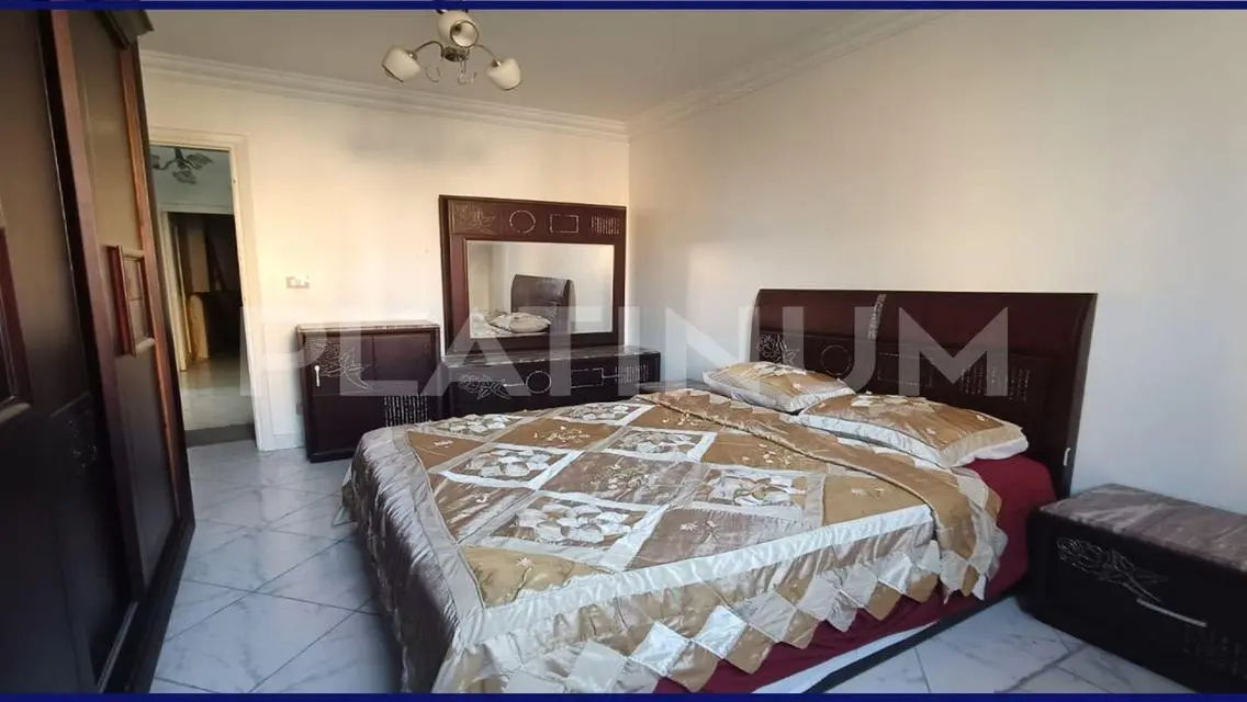 وحدة سكنية جديدة للإيجار بسعر مناسب