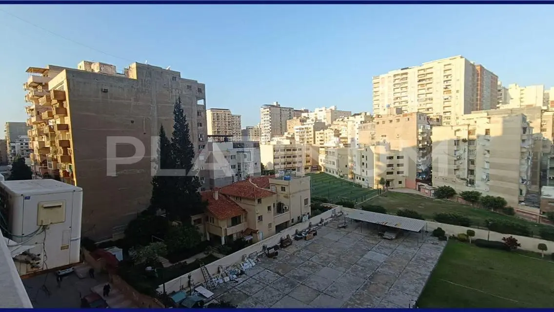 وحدة سكنية جديدة للإيجار بسعر مناسب