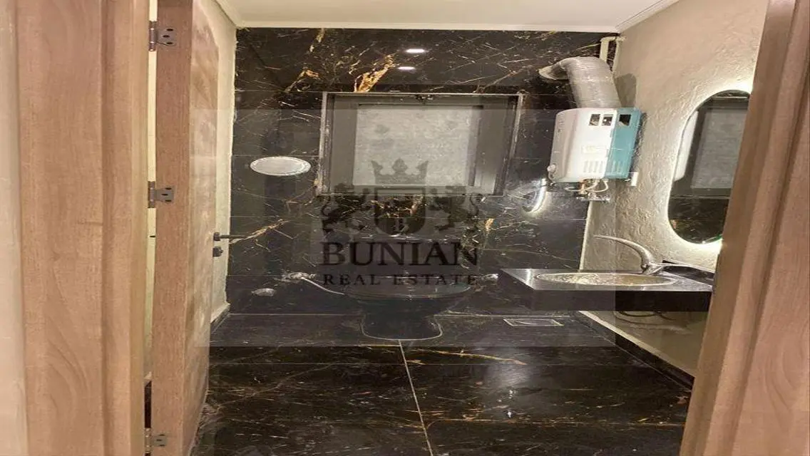 Luxury Apartment in the Heart of the City