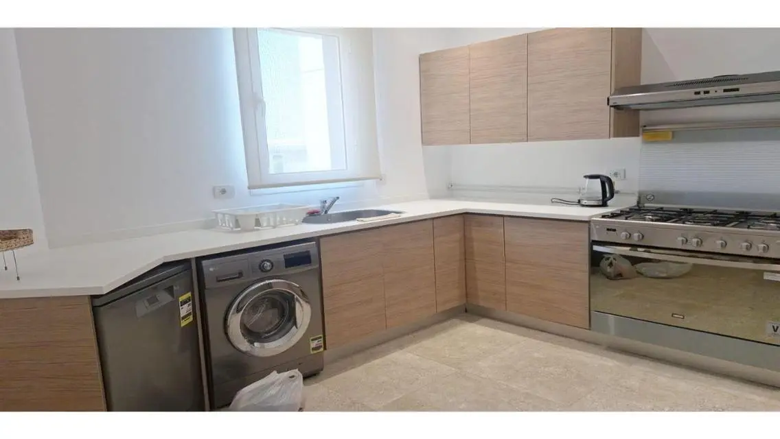 Luxurious 300 sqm Apartment at an Attractive Price
