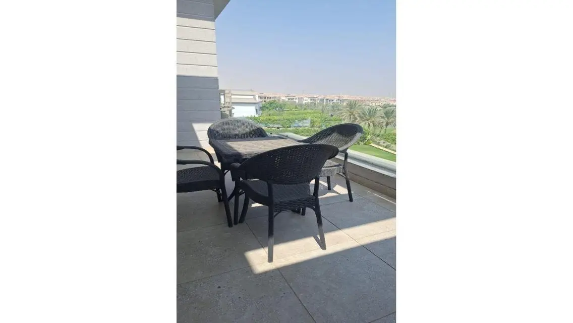 Luxurious 300 sqm Apartment at an Attractive Price