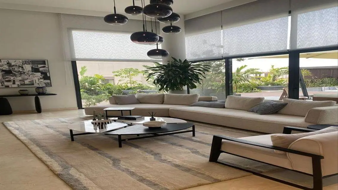 Luxurious Apartment with Spacious Layout and Stunning Views