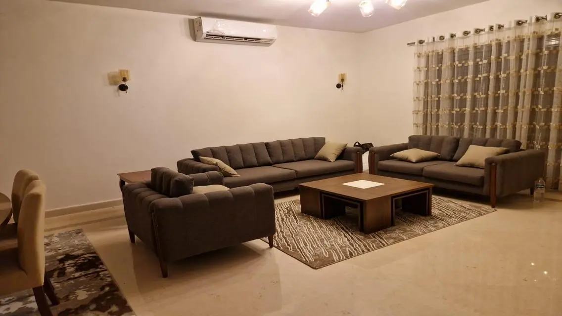 Luxury Apartment for Sale with Spacious Garden and Private Pool