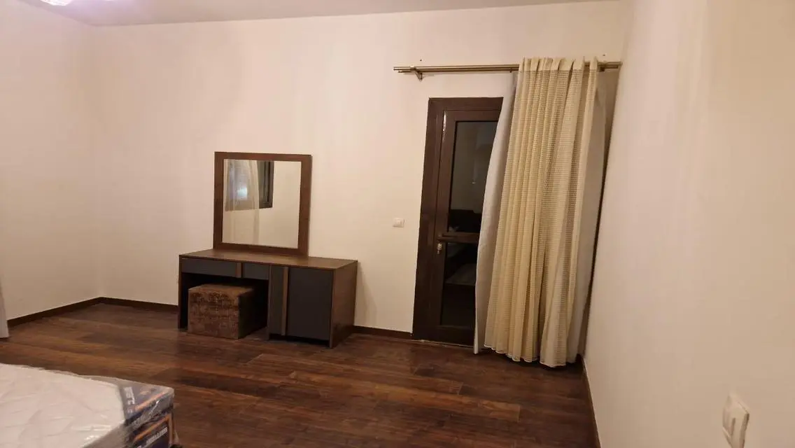 Luxury Apartment for Sale with Spacious Garden and Private Pool