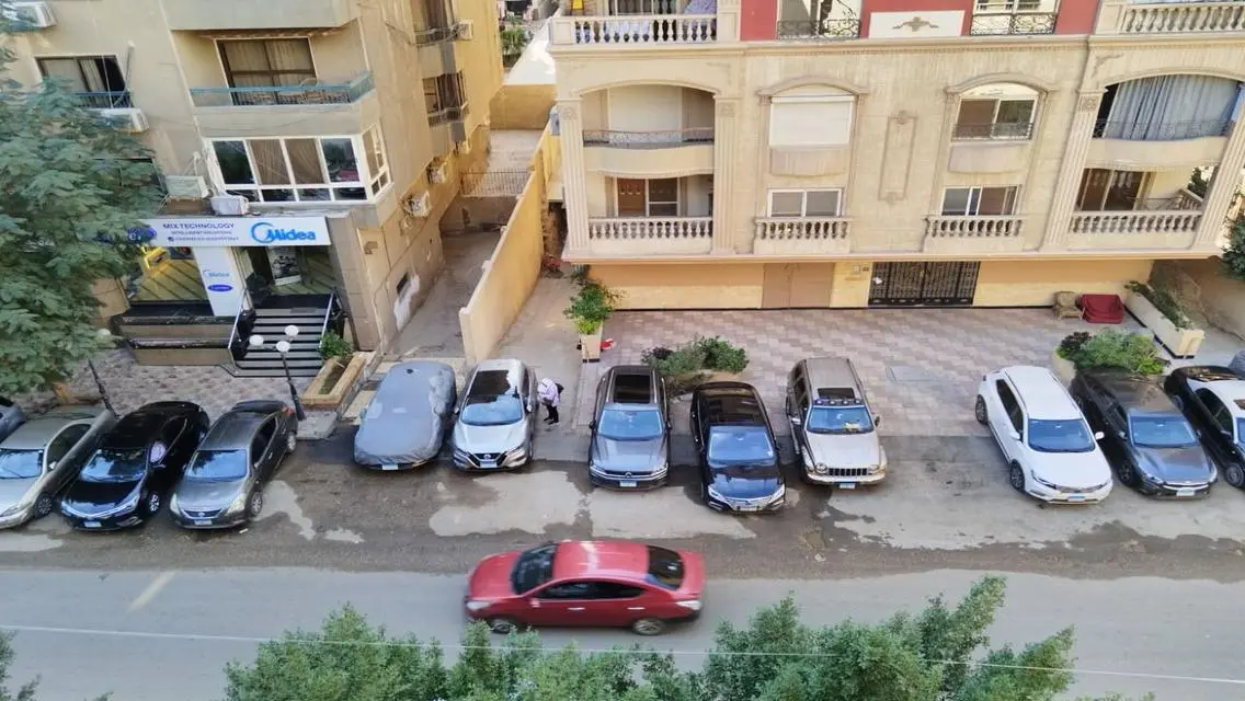 شقة فاخرة للبيع بمساحة 170 متر في قلب المدينة