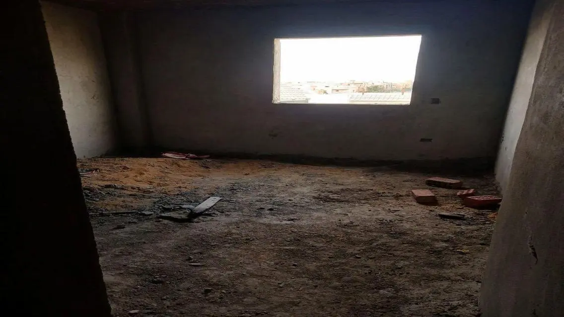 شقة رائعة للإيجار بمساحة 290 متر