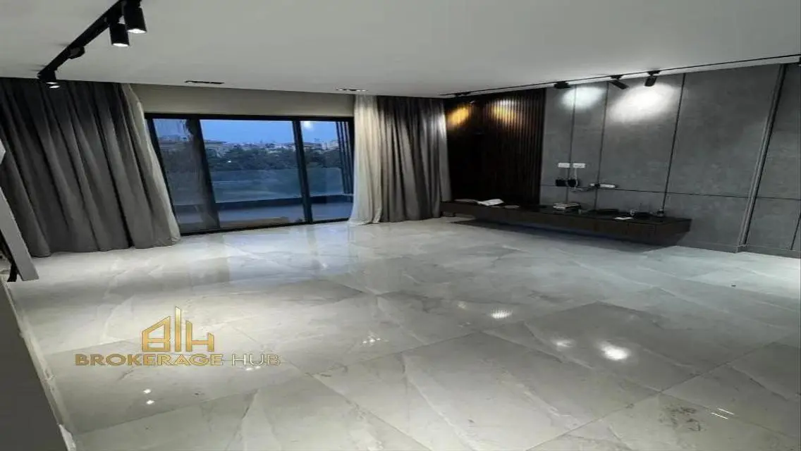 Luxurious Apartment for Sale with All Amenities
