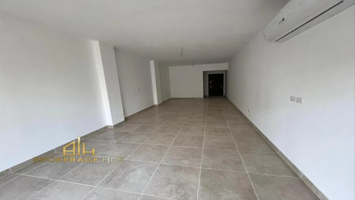 Luxury Apartment in Nourhan, Fifth Square