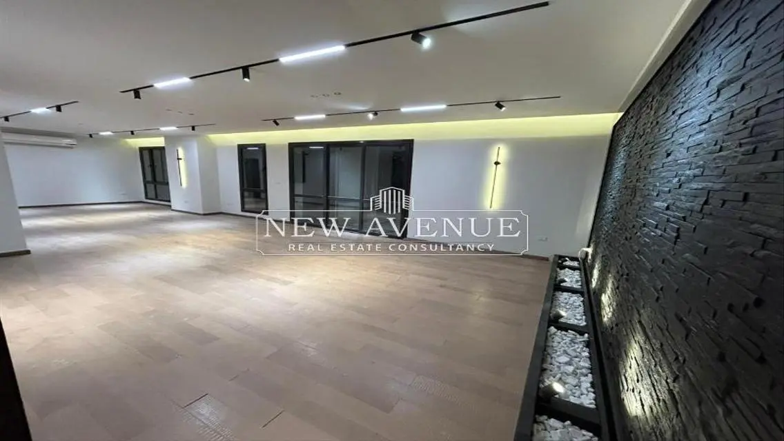 Luxury Villa with Spacious Garden and Private Pool